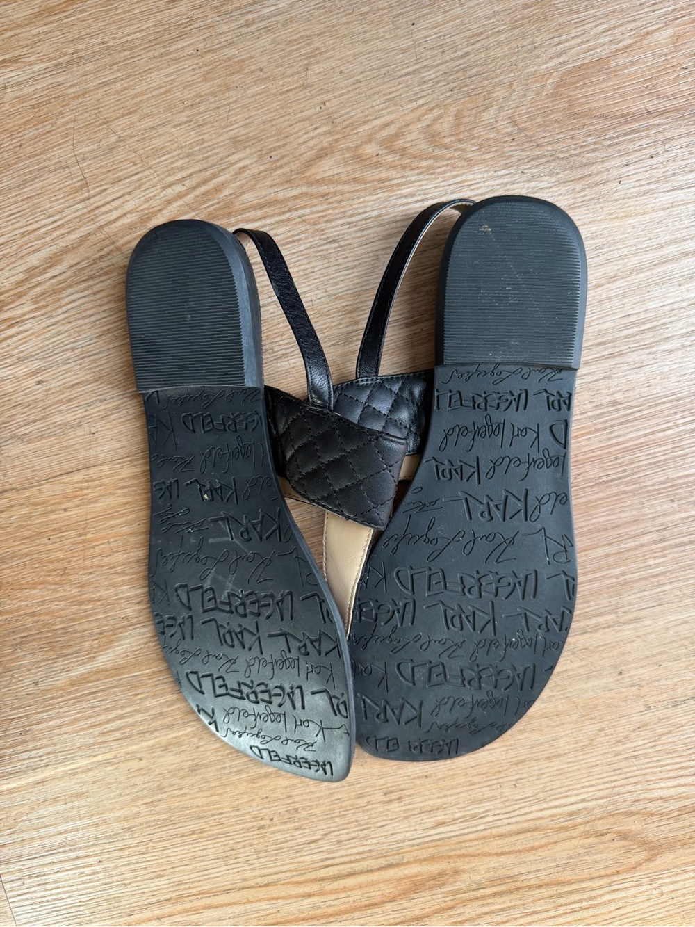 Karl Lagerfeld Black Quilted Leather Thong Sandals with Buckle - Picture 3 of 4